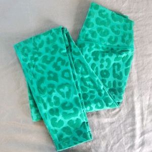 NWOT Balance Athletica Lux Panther Forest Green